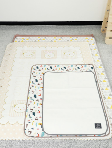 [Joatte] Thảm chống thấm cho bé sơ sinh size 65x85cm Hoạt hình dễ thương | Seoulpapa